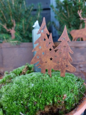 Roestige steker kerstboom 