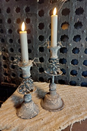 Kandelaar dennenappel S