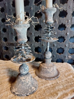 Kandelaar dennenappel S