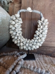 Schelpenketting grijs